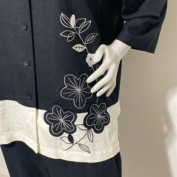 Jordan Black/White Floral Linen Blend Two Piece Set Size L - Picture 5 of 8